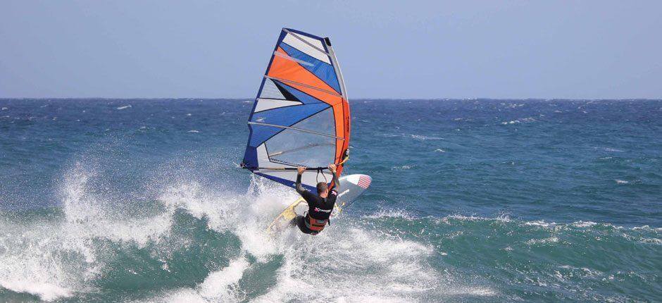 Windsurf em Jameos del Agua + Spots de windsurf de Lanzarote 