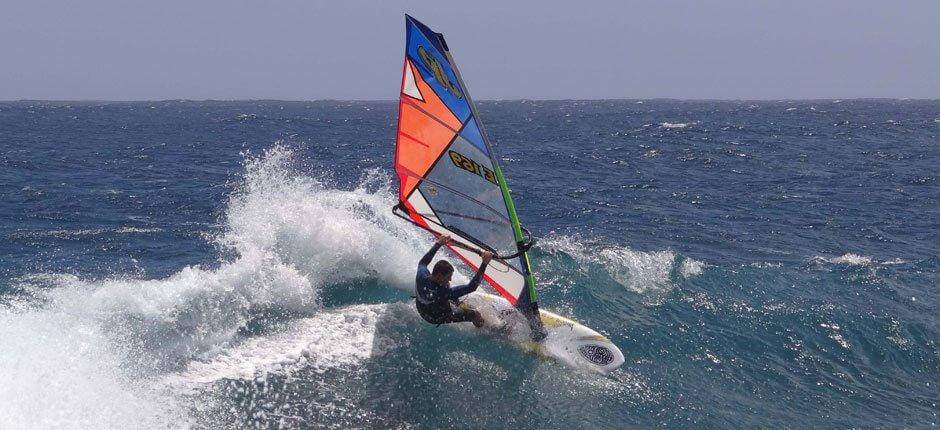 Windsurf em Las Cucharas + Spots de Windsurf de Lanzarote