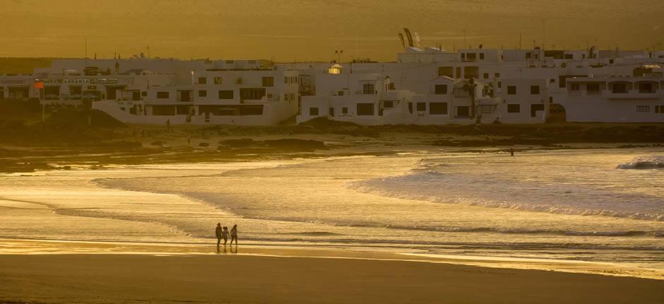 Praia de Famara Praias populares de Lanzarote