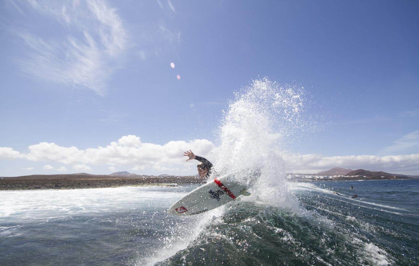 Surfear la izquierda de La Santa Spots de surf en Lanzarote