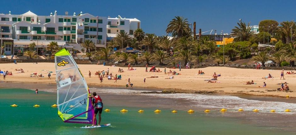 Praia de Las Cucharas Praias populares de Lanzarote