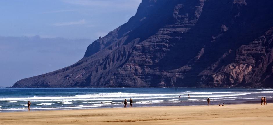 Praia de Famara Praias populares de Lanzarote